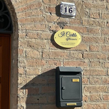 Affittacamere Il Cortile Chiaravalle Luaran gambar