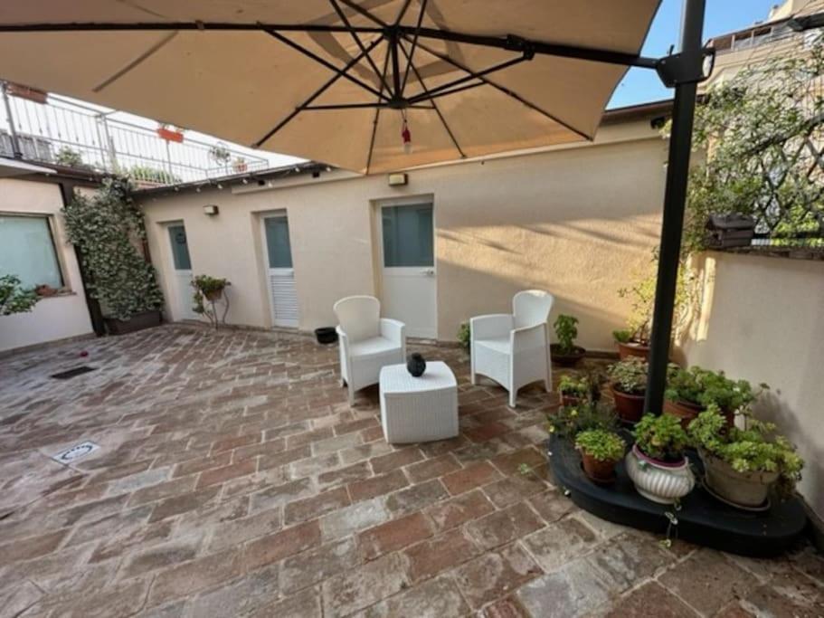 Affittacamere Il Cortile Chiaravalle Luaran gambar